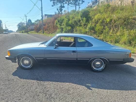 Carro 4.1 DIPLOMATA 12V ÁLCOOL 2P AUTOMÁTICO