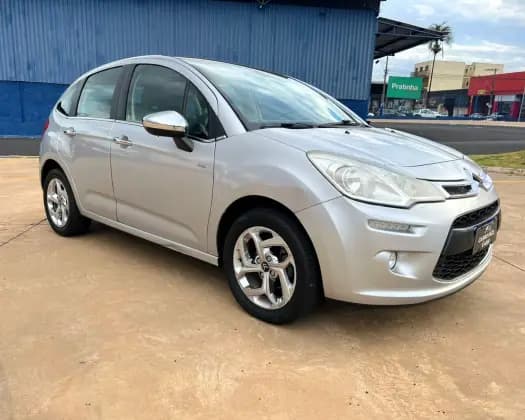 Carro 1.6 EXCLUSIVE 16V FLEX 4P AUTOMÁTICO