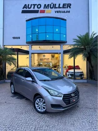 Carro 1.0 COMFORT PLUS 12V FLEX 4P MANUAL