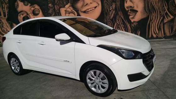 Carro 1.6 COMFORT PLUS 16V FLEX 4P AUTOMÁTICO