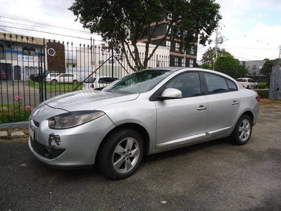 Carro 2.0 DYNAMIQUE 16V FLEX 4P AUTOMÁTICO