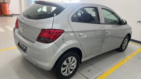 Carro 1.0 MPFI LT 8V FLEX 4P MANUAL