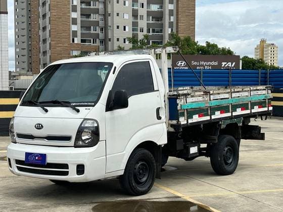 Carro 2.5 K-2500 4X2 CS TURBO DIESEL 2P MANUAL