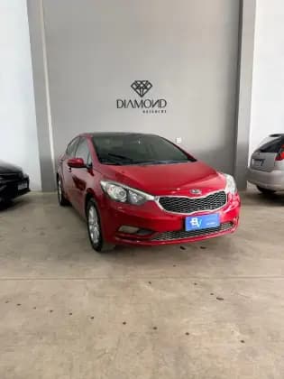 Carro 1.6 E.294 SEDAN 16V GASOLINA 4P AUTOMÁTICO