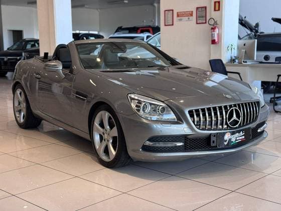 Carro 1.8 CGI 16V TURBO GASOLINA 2P AUTOMÁTICO