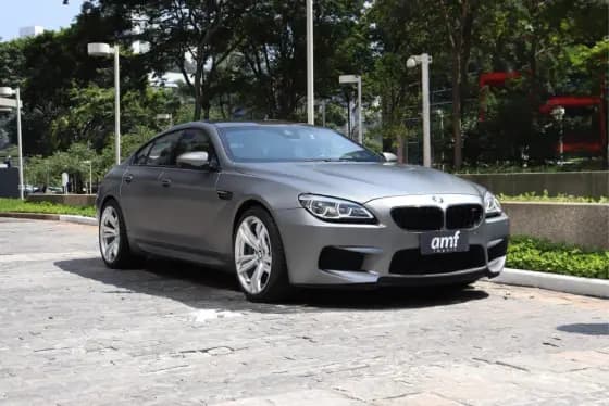 Carro 4.4 GRAN COUPÉ V8 32V GASOLINA 4P AUTOMÁTICO