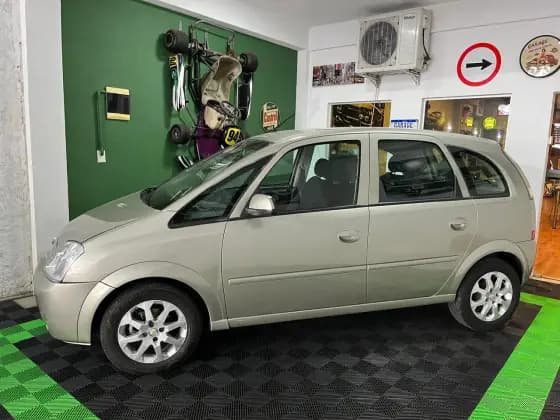 Carro 1.8 MPFI PREMIUM 8V FLEX 4P AUTOMATIZADO