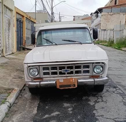 Carro 4.0 CUSTOM S CS 8V DIESEL 2P MANUAL