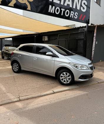 Carro 1.0 MPFI LT 8V FLEX 4P MANUAL