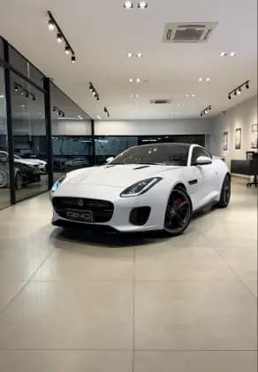 Carro 2.0 P300 GASOLINA R-DYNAMIC COUPÉ AUTOMÁTICO