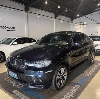 Carro 4.4 M 4X4 COUPÉ V8 32V BI-TURBO GASOLINA 4P AUTOMÁTICO