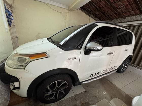 Carro 1.6 EXCLUSIVE 16V FLEX 4P AUTOMÁTICO