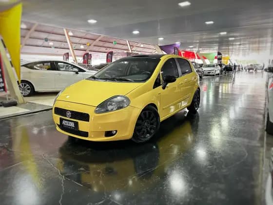 Carro 1.8 SPORTING 8V FLEX 4P MANUAL
