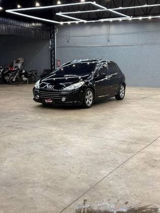 Carro 1.6 PRESENCE 16V FLEX 4P MANUAL