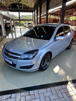 Carro 2.0 MPFI GT HATCH 8V FLEX 4P MANUAL