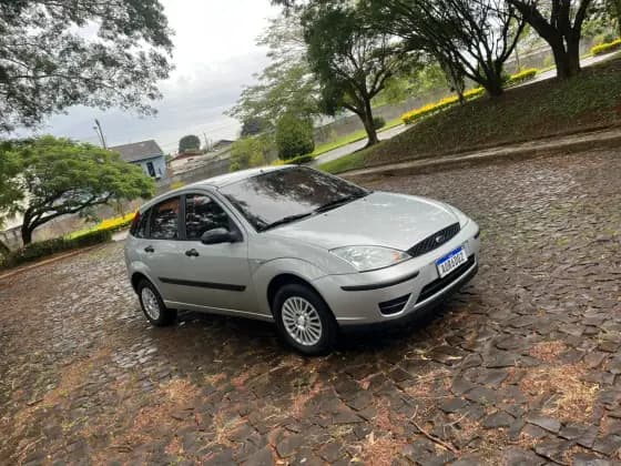 Carro 1.6 GL 8V FLEX 4P MANUAL