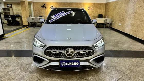 Carro 1.3 MHEV AMG LINE 7G-DCT