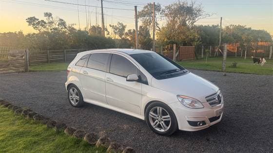 Carro 2.0 8V TURBO GASOLINA 4P AUTOMÁTICO
