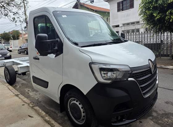 Carro 2.3 DCI DIESEL CHASSI-CABINE L2H1 2P MANUAL