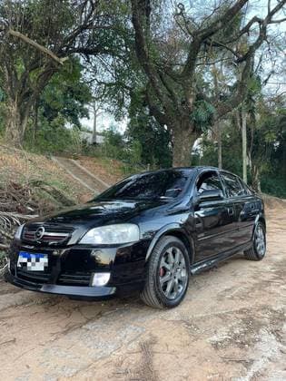Carro 2.0 MPFI ADVANTAGE 8V FLEX 4P MANUAL