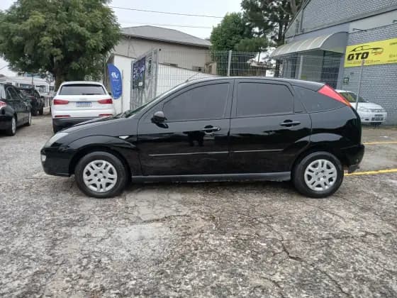 Carro 1.8 16V GASOLINA 4P MANUAL
