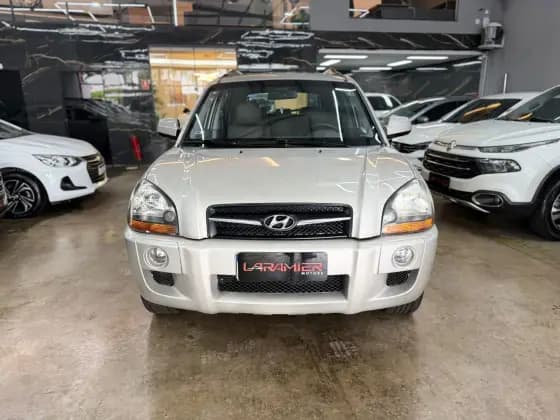 Carro 2.0 MPFI GL 16V 142CV 2WD GASOLINA 4P MANUAL