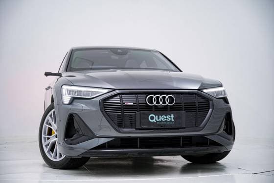 Carro ELÉTRICO PERFORMANCE QUATTRO