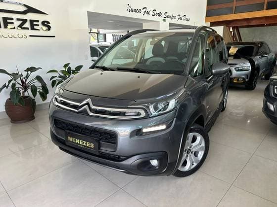 Carro 1.6 VTI 120 FLEX LIVE EAT6