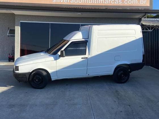Carro 1.5 MPI FURGÃO 8V GASOLINA 2P MANUAL