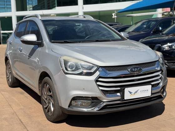 Carro 1.6 16V GASOLINA 4P CVT