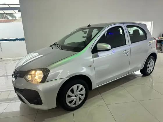 Carro 1.3 X 16V FLEX 4P MANUAL
