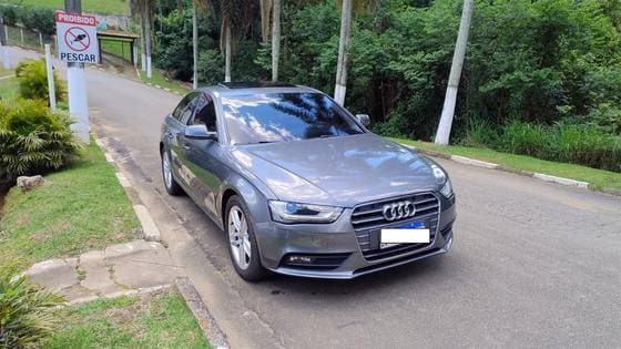 Carro 1.8 TFSI AMBIENTE GASOLINA 4P MULTITRONIC