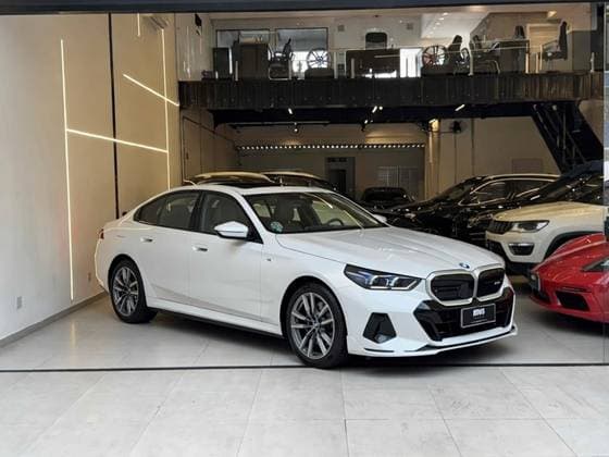 Carro 2.0 TWINPOWER PHEV M SPORT AUTOMÁTICO
