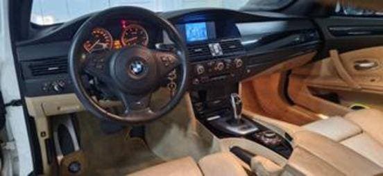 Carro 4.8 SPORT SEDAN V8 32V GASOLINA 4P AUTOMÁTICO