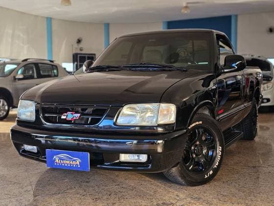 Carro 4.3 SFI DLX 4X2 CS V6 12V GASOLINA 2P MANUAL