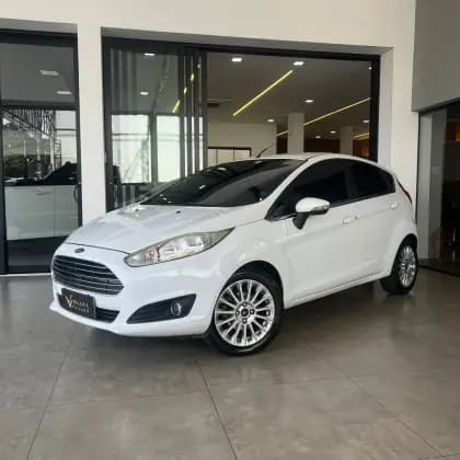 Carro 1.6 TITANIUM HATCH 16V FLEX 4P POWERSHIFT