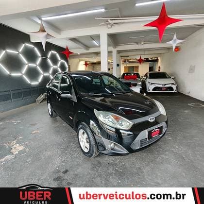 Carro 1.6 MPI CLASS SEDAN 8V FLEX 4P MANUAL