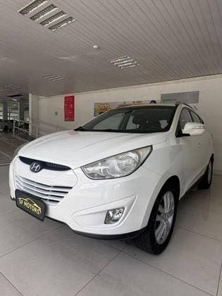 Carro 3.0 MPFI GLS V6 24V GASOLINA 4P AUTOMÁTICO