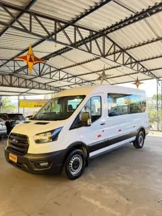 Carro 2.0 ECOBLUE DIESEL MINIBUS 15+1 410L MANUAL