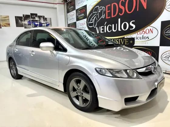 Carro 1.8 LXS 16V FLEX 4P AUTOMÁTICO
