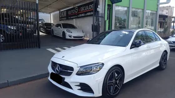 Carro 2.0 CGI GASOLINA SPORT 9G-TRONIC