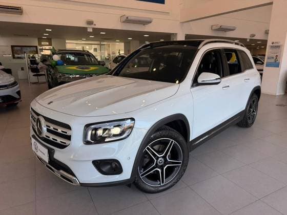 Carro 1.3 CGI GASOLINA PROGRESSIVE 7G-DCT