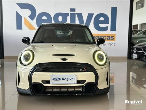Carro 2.0 16V TWINPOWER GASOLINA S TOP 4P STEPTRONIC
