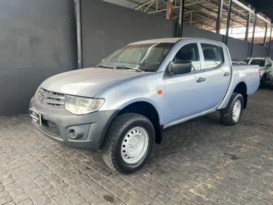 Carro 3.2 GL 4X4 CD 16V TURBO INTERCOLER DIESEL 4P MANUAL