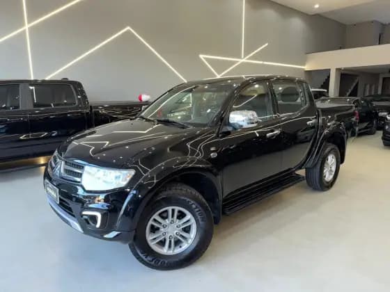 Carro 3.2 HPE 4X4 CD 16V TURBO INTERCOOLER DIESEL 4P AUTOMÁTICO
