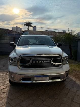 Carro 5.7 V8 GASOLINA LIMITED CD 4X4 AUTOMÁTICO