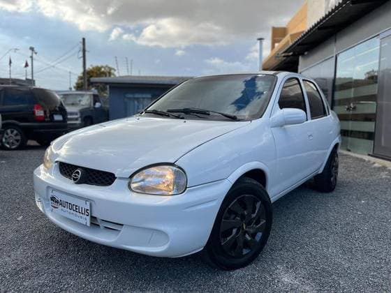 Carro 1.0 MPFI LIFE 8V ÁLCOOL 4P MANUAL