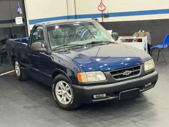 Carro 2.2 MPFI DLX 4X2 CS 8V GASOLINA 2P MANUAL