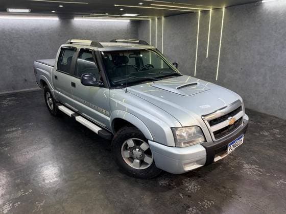 Carro 2.8 EXECUTIVE 4X4 CD 12V TURBO ELECTRONIC INTERCOOLER DIESEL 4P MANUAL