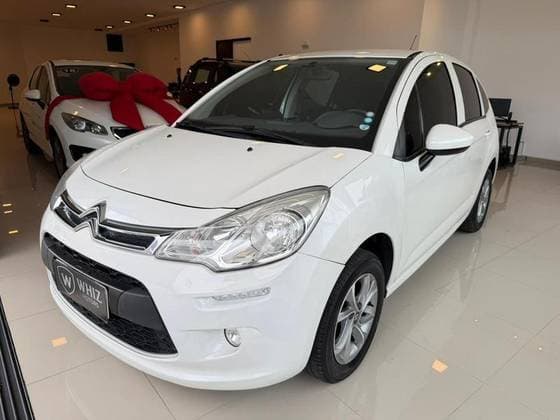 Carro 1.5 ATTRACTION 8V FLEX 4P MANUAL